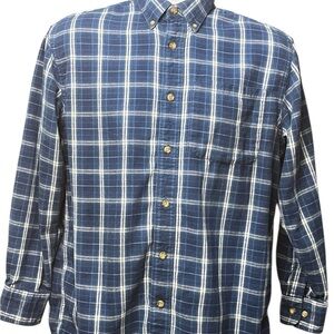 Cabela's Blue and White Plaid Flannel Button Down Shirt M
